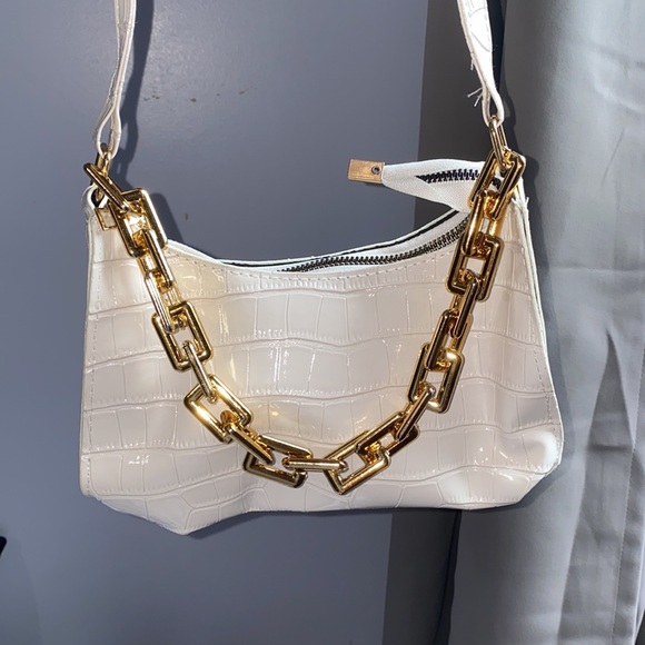 Purse - Picture 4 of 4